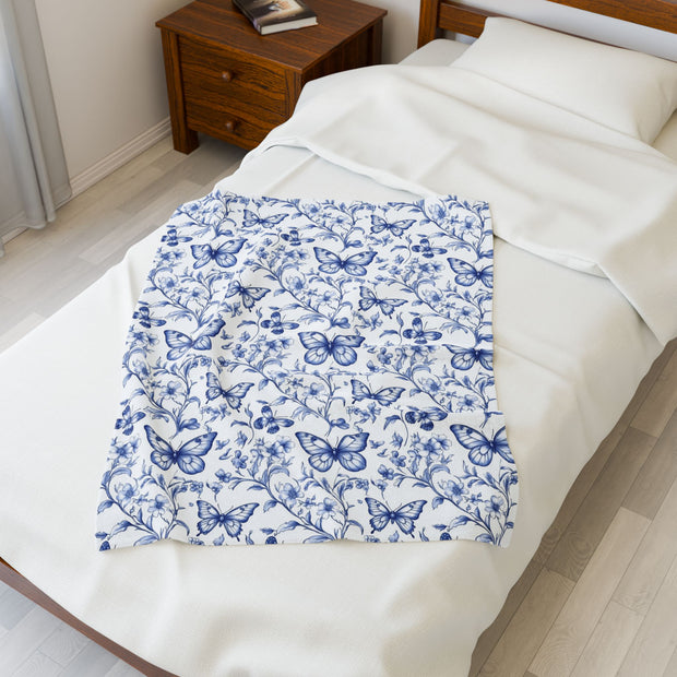 Butterfly Floral Velveteen Plush Blanket - Cozy Light Blue Throw for Home Decor, Gift for Any Occasion
