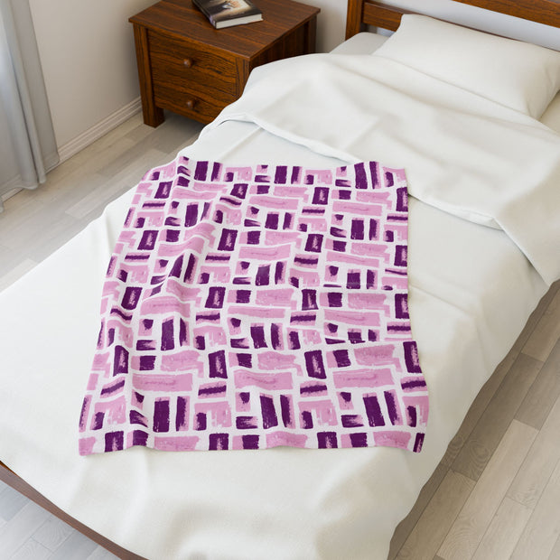 Cozy Abstract Pattern Velveteen Plush Blanket - Perfect for Home Comfort and Gifts