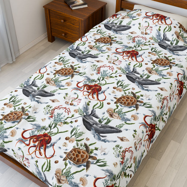 Cozy Ocean-Inspired Velveteen Plush Blanket - Perfect for Beach Lovers