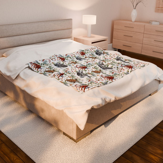 Cozy Ocean-Inspired Velveteen Plush Blanket - Perfect for Beach Lovers