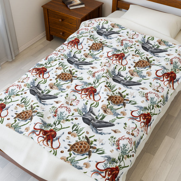 Cozy Ocean-Inspired Velveteen Plush Blanket - Perfect for Beach Lovers